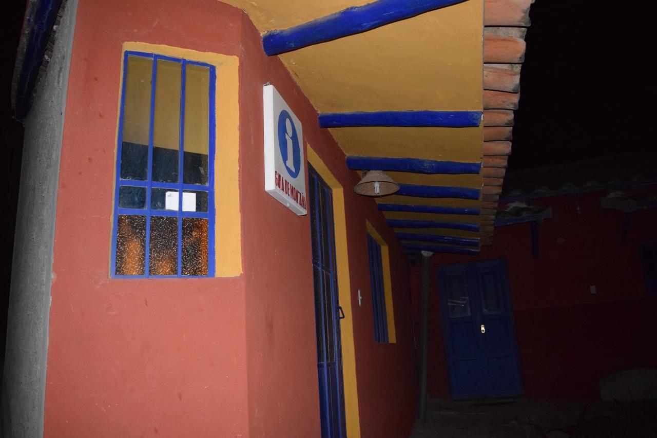La Casita De Mi Abuela Hostel Mancos Екстериор снимка